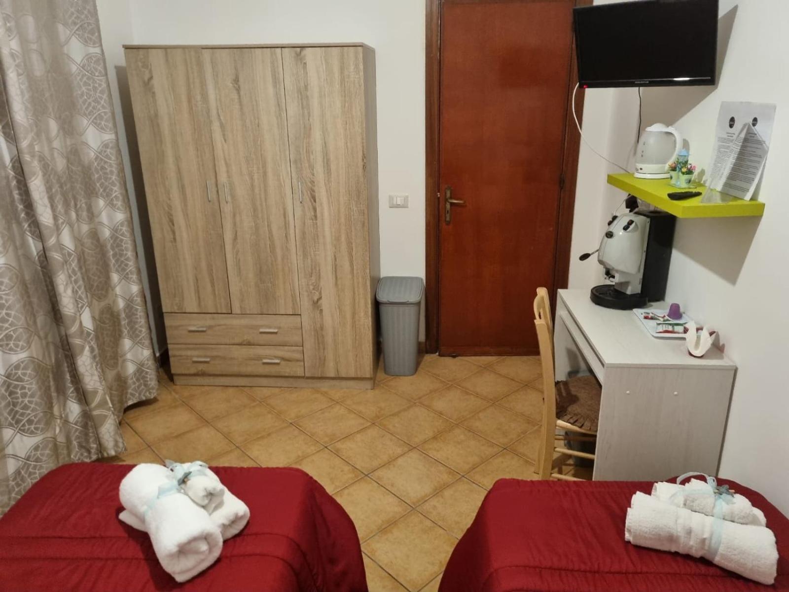 B&B Le Stanze Di Aurora Palermo Eksteriør billede