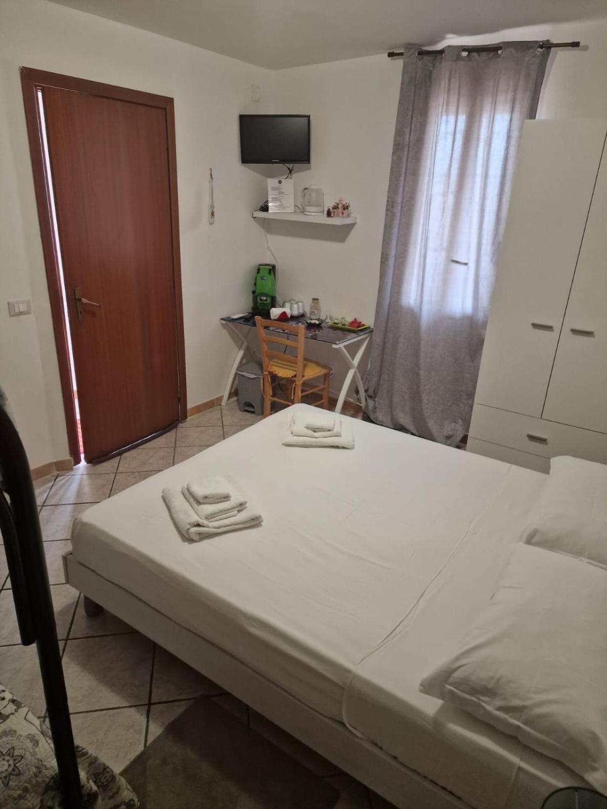 B&B Le Stanze Di Aurora Palermo Eksteriør billede